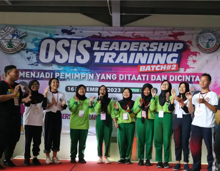 Apa Itu OSIS Leadership Training?