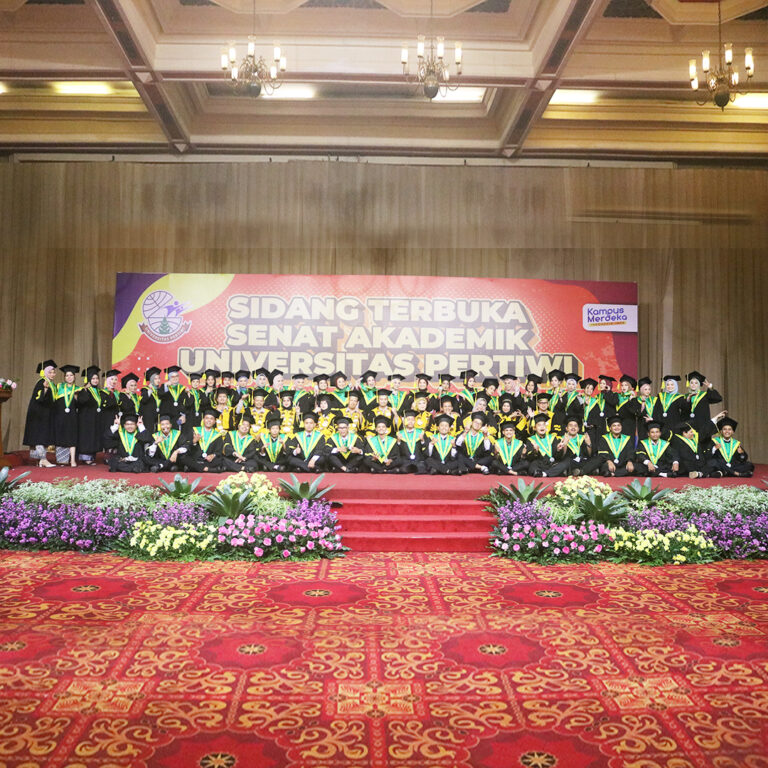 Ucapan Selamat Wisuda Ke-3 Universitas Pertiwi