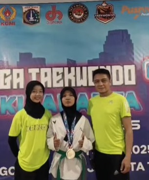 Mahasiswa Universitas Pertiwi Raih Medali Emas pada Liga Taekwondo DKI Jakarta