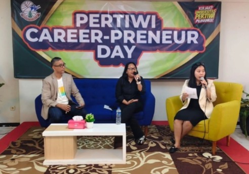 Pertiwi Career-Preneur Day: Membangun Karier dengan Passion