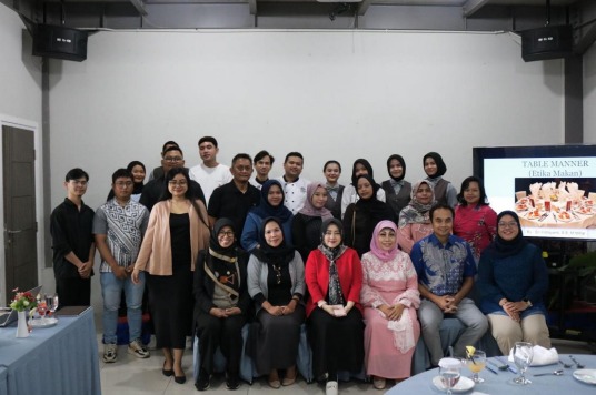 Table Manner Lunch With Parents 2026: Pengalaman Learn & Dine di Universitas Pertiwi
